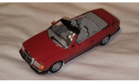 Mercedes-Benz 300 CE-24 W124 A124 Cabrio, масштабная модель, Minichamps, scale43