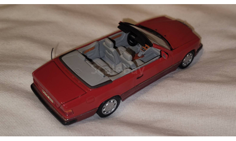 Mercedes-Benz 300 CE-24 W124 A124 Cabrio, масштабная модель, Minichamps, scale43