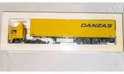 Volvo F12 ’Danzas’