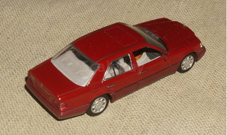 Mercedes Benz E200-E420 W124, масштабная модель, Mercedes-Benz, Minichamps, scale43