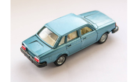 Volvo 244 DL, масштабная модель, Inter Cars, scale43