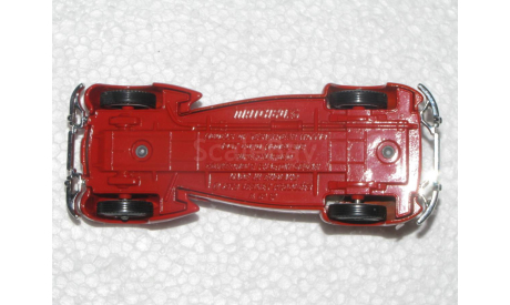 Cord Model 812 SUPERCHARGED Convertible Phaeton Sedan (1937), масштабная модель, Matchbox, scale43