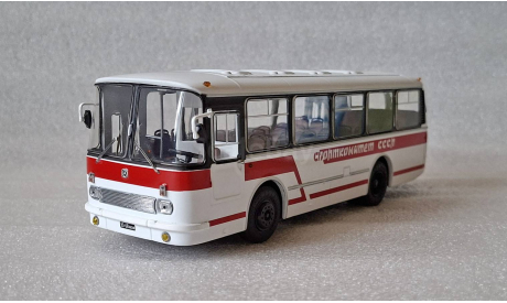 Автобус ЛАЗ-695Р ’Спорткомитет СССР’ (СовА), масштабная модель, scale43, Советский Автобус