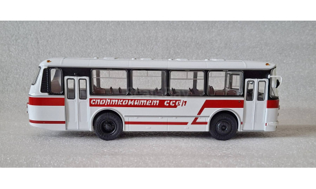 Автобус ЛАЗ-695Р ’Спорткомитет СССР’ (СовА), масштабная модель, scale43, Советский Автобус