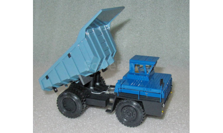БелАЗ-540А самосвал (MD models), масштабная модель, 1:43, 1/43
