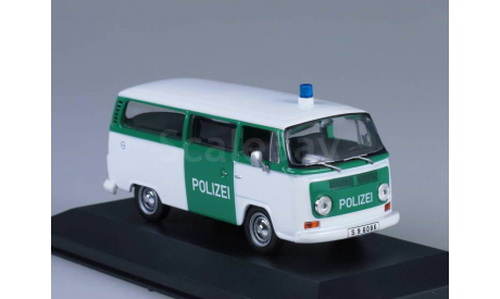 VOLKSWAGEN Bulli T2 Polizei Fensterbus, white / green, масштабная модель, WhiteBox, scale43