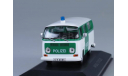 VOLKSWAGEN Bulli T2 Polizei Fensterbus, white / green, масштабная модель, WhiteBox, scale43