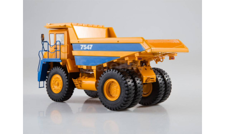 БЕЛАЗ-7547 карьерный самосвал, масштабная модель, Start Scale Models (SSM), scale43