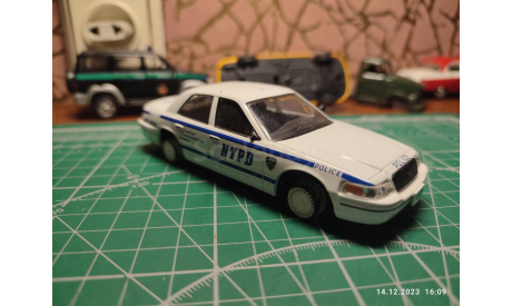 Ford Crown Victoria, масштабная модель, Полицейские машины мира, Deagostini, scale43