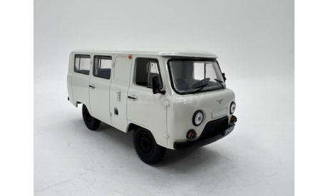 УАЗ-452   (IST models Восточно-европейская серия), масштабная модель, 1:43, 1/43