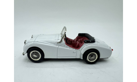 Triumph TR (Vitesse), масштабная модель, 1:43, 1/43