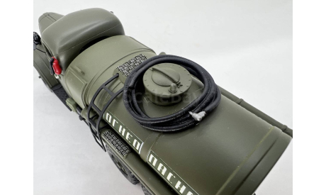 SL113 автомобиль-топливозаправщик АЦ-4,3-157 на шасси ЗИЛ-157К (военный вариант)  (СарЛаб), масштабная модель, scale43