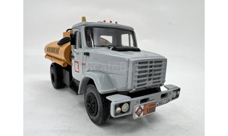 SL118 Топливозаправщик АТЗ-7 на шасси ЗИЛ-433362 (СарЛаб), масштабная модель, scale43