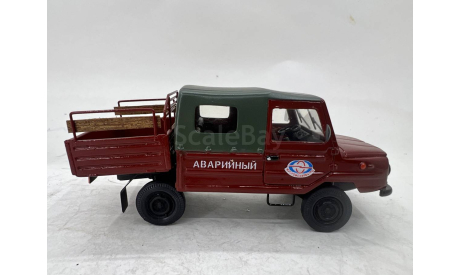 ЛУАЗ-1302-04 фермер (ALF), масштабная модель, scale43