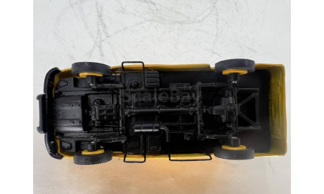 02   ЛУАЗ-1302-08 скорая медицинская помощь (ALF), масштабная модель, scale43