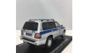 Toyota Land Cruiser 100 ДПС г. Москва 2006г.   (Spark), масштабная модель, scale43