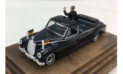 Mercedes-Benz 300 ’Konrad Adenauer’  1/87