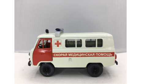 26-06   УАЗ-3962 медицинский  (’COSSAСK’), масштабная модель, Конверсии мастеров-одиночек, scale43