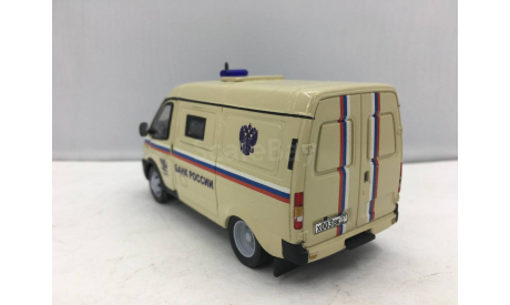 26-15   Инкассаторский автомобиль ЛАУРА 19541-03  (’COSSACK’), масштабная модель, scale0, ГАЗ