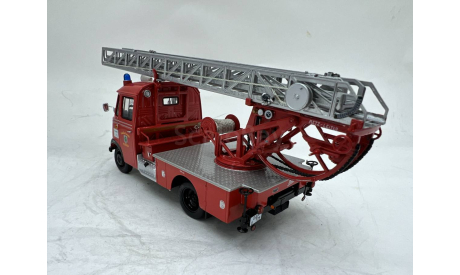 Mercedes-Benz L319 mit Drehleiter DL I8   (Schuco), масштабная модель, scale43