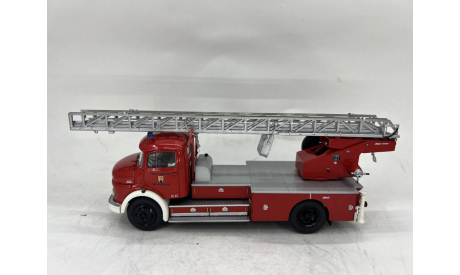 Mercedes-Benz L322 ’fire brigade Muennerstadt’ 1958    (Schuco), масштабная модель, scale43