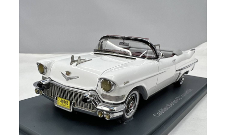 CADILLAC Series 62 Convertible, масштабная модель, Neo Scale Models, scale43