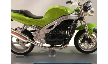TRIUMPH SPEED TRIPLE, масштабная модель мотоцикла, MAISTO, scale0