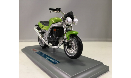 TRIUMPH SPEED TRIPLE, масштабная модель мотоцикла, MAISTO, scale0