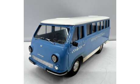 V2-57   РАФ-977ДМ маршрутное такси (Vector-models), масштабная модель, 1:43, 1/43