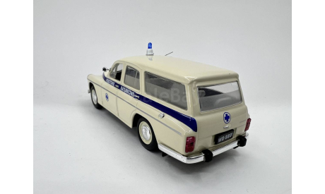 WARSZAWA 203A Ambulance, масштабная модель, Altaya, scale43