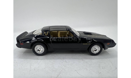 PONTIAC FAIRBIRD   1979, масштабная модель, Road Signature, scale43