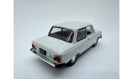 ЗАЗ-966  1967г.   (IST models Восточно-европейская серия), масштабная модель, scale43