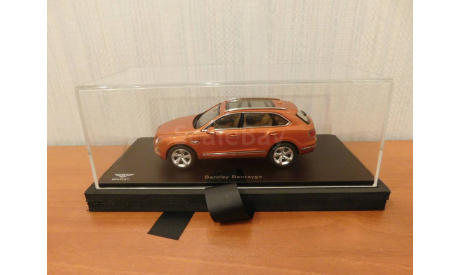 Bentley Bentayga (Orange Flame), масштабная модель, Kyosho, 1:43, 1/43