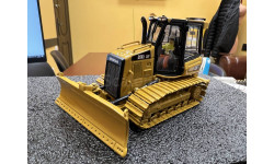 Масштабная модель бульдозера Caterpillar D5K2