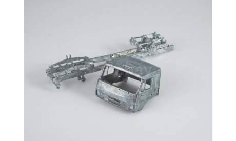 КАМАЗ-65225 седельный тягач (рестайлинг), сборная модель автомобиля, AVD Models, scale43