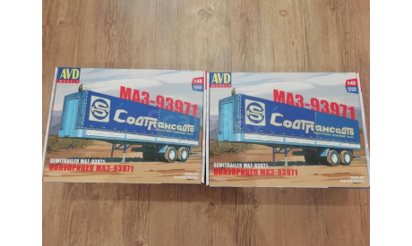 Полуприцеп МАЗ-93971+ бонус !!!!!, сборная модель автомобиля, AVD Models, scale43