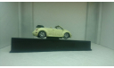 Volkswagen New Beetle Cabriolet 2003 Mellow Yellow, масштабная модель, Autoart, scale43