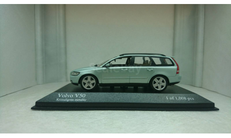 Volvo V50 2003  kristall green metallic, масштабная модель, Minichamps, scale43