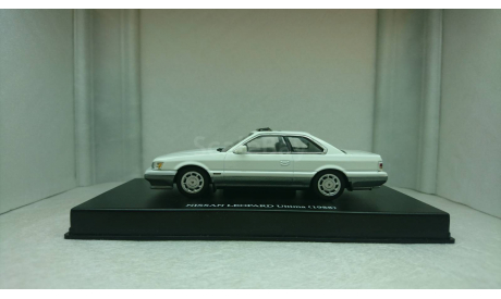 Nissan Leopard Ultima F31 1988 white/gray, масштабная модель, AOSHIMA, scale43