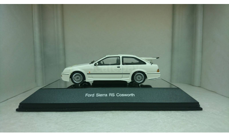 Ford Sierra Rs Cosworth white, масштабная модель, Autoart, scale43