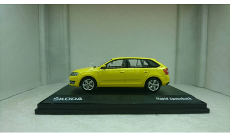Skoda Rapid Spaceback 2014 yellow sprint uni, масштабная модель, 1:43, 1/43, Abrex, Škoda