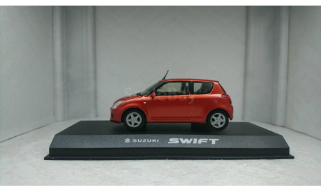 Suzuki Swift 2005 Garnet Orange Metallic, редкая масштабная модель, Rietze, scale43