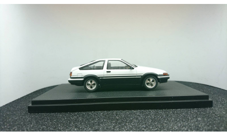 Toyota Sprinter Trueno AE86 1983 white, масштабная модель, Ebbro, scale43