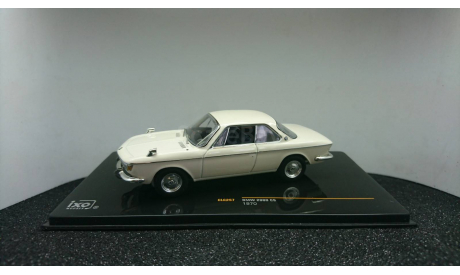 BMW 2000 CS 1970 beige, масштабная модель, scale43, IXO Road (серии MOC, CLC)