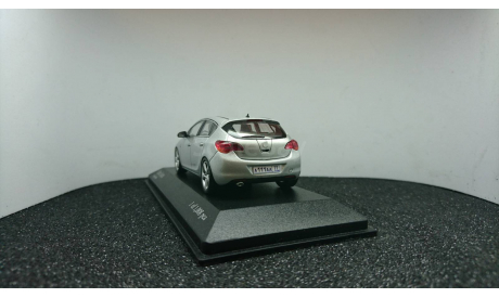 Opel Astra J 5d 2010 Silver, масштабная модель, Minichamps, scale43