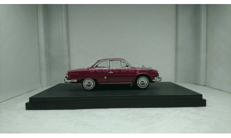 HINO Contessa 1300 Coupe 1964 red, редкая масштабная модель, Ebbro, scale43