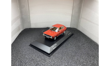 Volkswagen Polo 1975  phoenix red, редкая масштабная модель, Minichamps, 1:43, 1/43