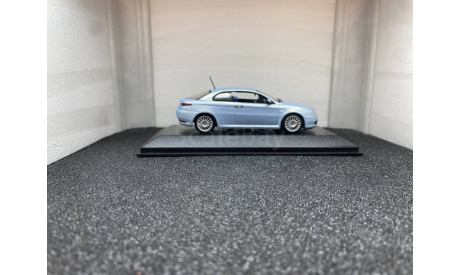 Alfa Romeo GT 2003 azzuro nuvola, редкая масштабная модель, Minichamps, scale43