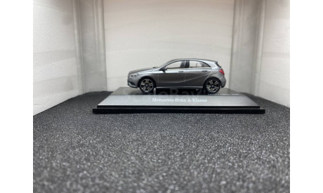 Mercedes-Benz A-class W176 2012 Metallic Grey, редкая масштабная модель, Schuco, scale43