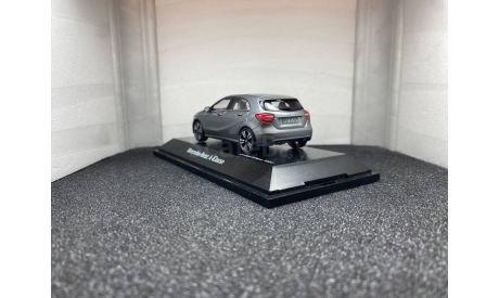 Mercedes-Benz A-class W176 2012 Metallic Grey, редкая масштабная модель, Schuco, scale43